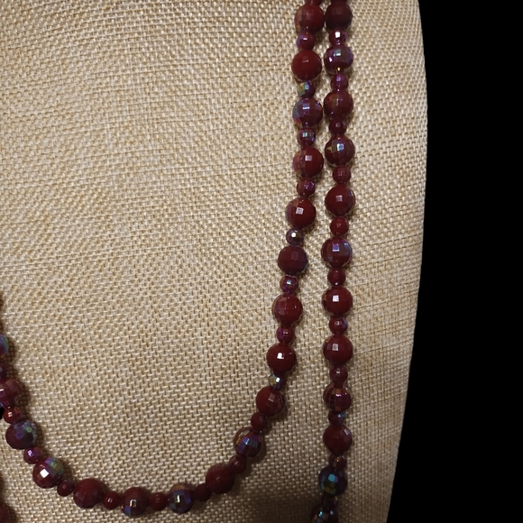 New In Bag Premier Design SCARLET Necklace - Picture 5 of 6